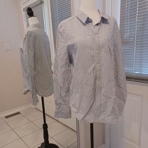 $4 Add-on White & Light Blue Striped Shirt - Size Large